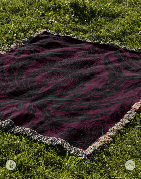 IVI - Damask Circle of Life Blanket