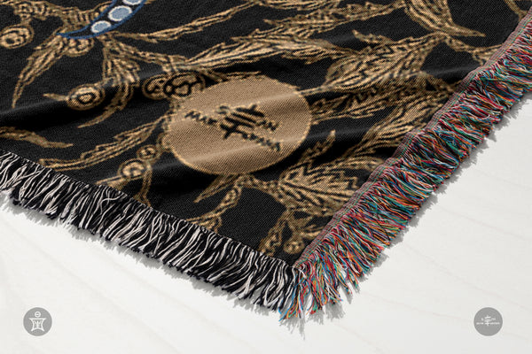 AEON Bioluminescent Squid w/ Sargassum Seaweed Blanket