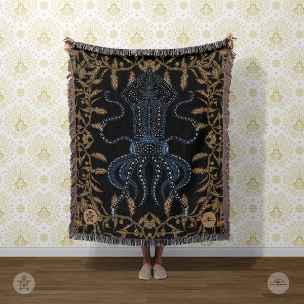 AEON Bioluminescent Squid w/ Sargassum Seaweed Blanket