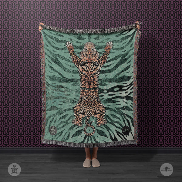 AEON Tiger Blanket