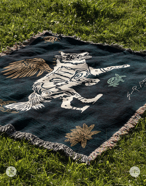 AEON Wolf Blanket