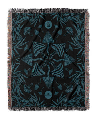 IVI - Abstract Jacquard Woven Blanket - Black Green