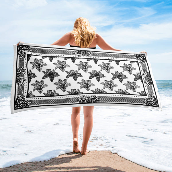 August Towel Black